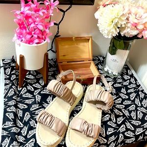 COMFY Qupid Taupe Wedge Espadrilles